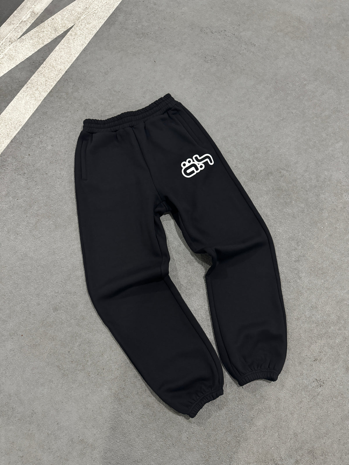 "AH" LOGO BAGGIES [BLACK]